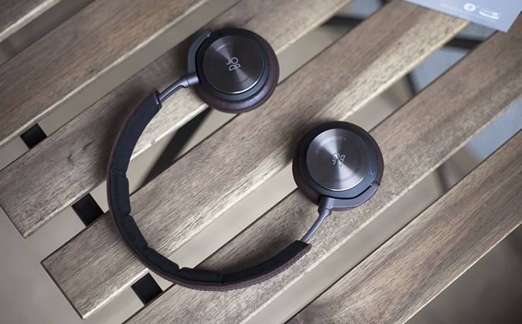 Bang-&-Olufsen-BeoPlay-H8-8 recenzija test (4).jpg